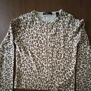 Lord and Taylor 100% Cashmere Cardigan sweater SZ S Preowned